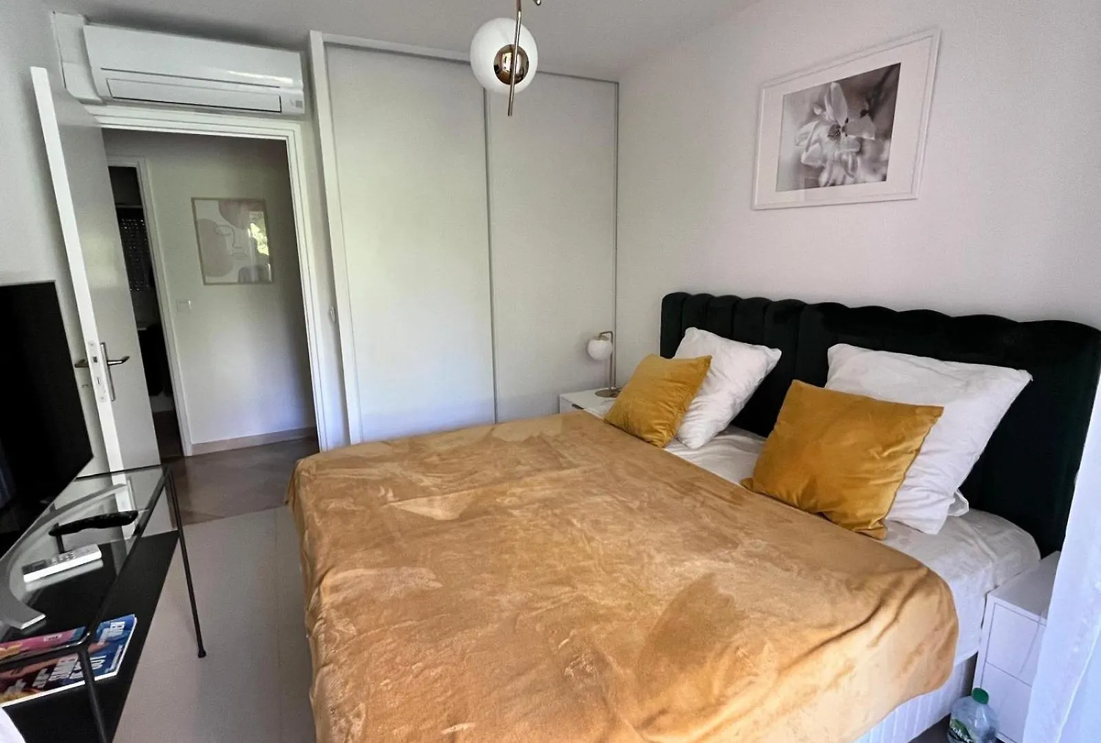 Elegant Apartment Close To Croisette And Palais De Festival With Garage Cannes