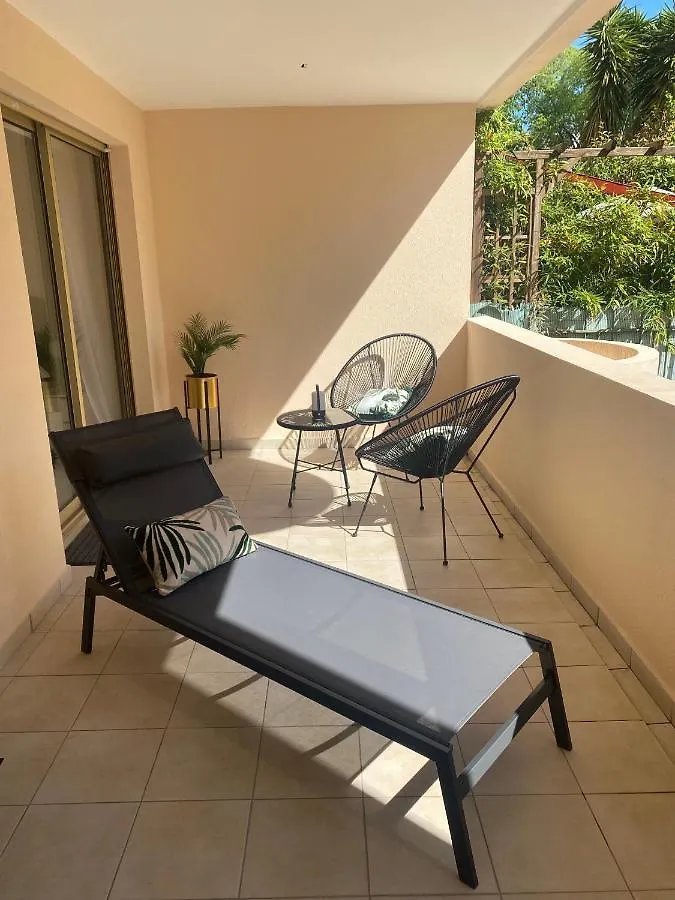 Elegant Apartment Close To Croisette And Palais De Festival With Garage Cannes