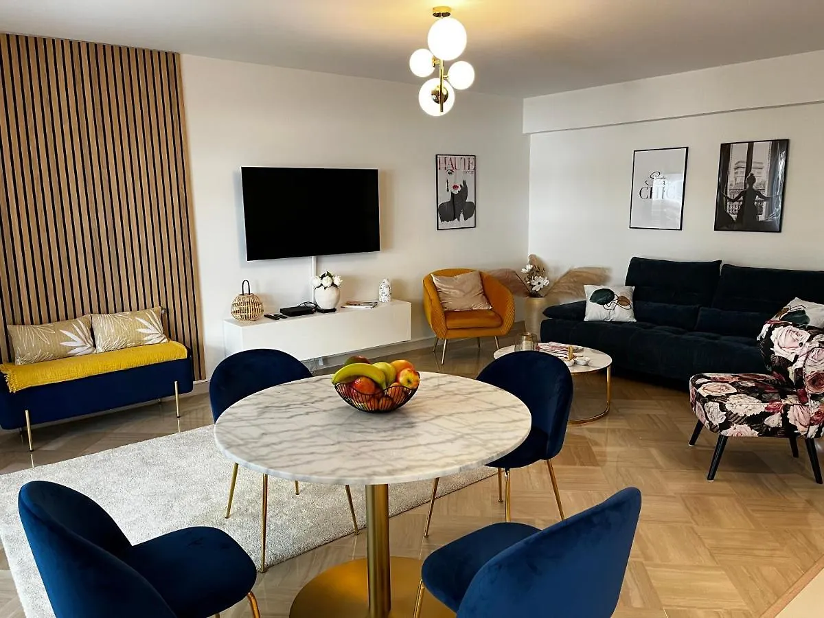 Elegant Apartment Close To Croisette And Palais De Festival With Garage Cannes
