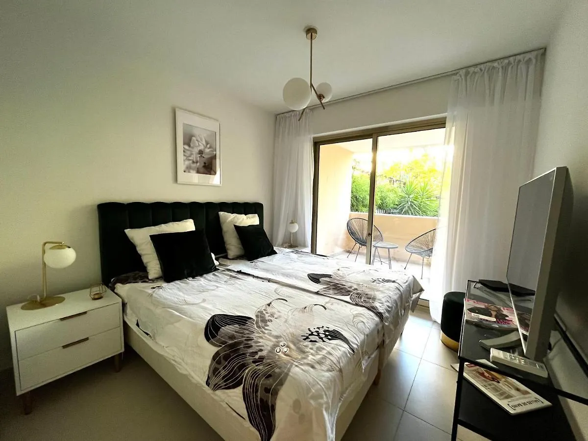 Elegant Apartment Close To Croisette And Palais De Festival With Garage Cannes